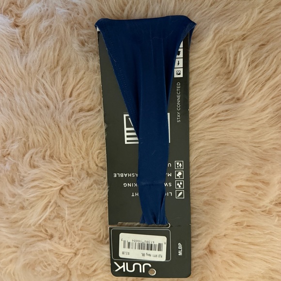 Junk NY Yankees Blue Athletic Big Bang Lite Headband. NWT - Picture 2 of 3